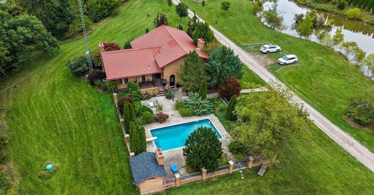 Thumbnail for $2,500,000 for an enchanting private estate in Harrow, Ontario